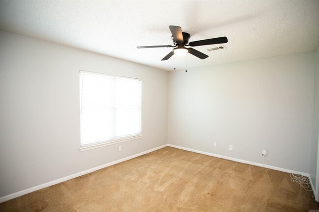 Building Photo - 8 Goodwin Cir