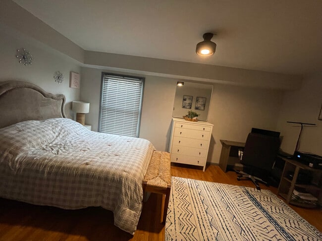 Photo - 9350 Canterbury Riding House