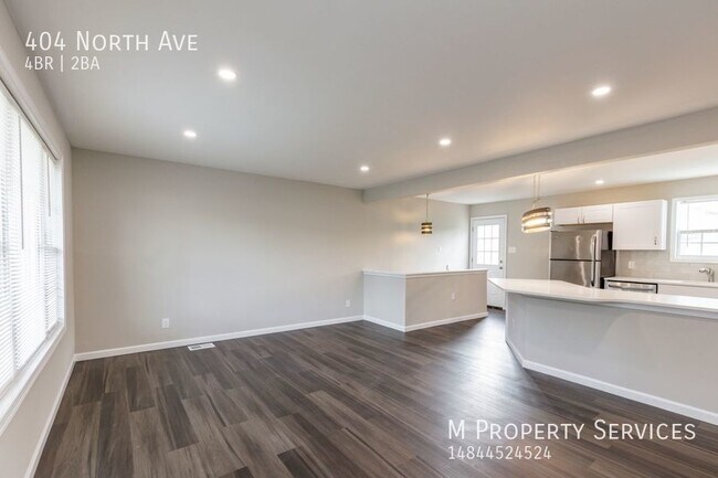 Building Photo - Completely Renovated Single Home Available...