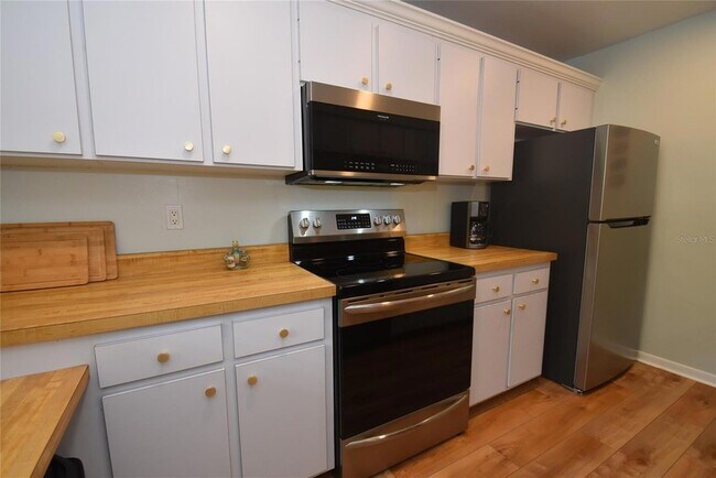 Building Photo - 1709 Pelican Cove Rd