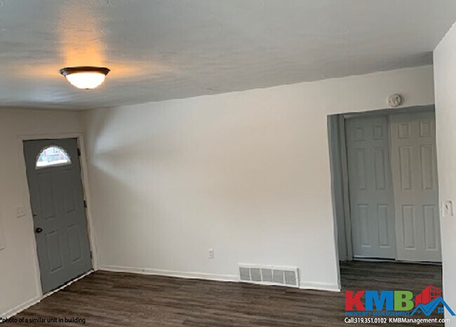 Building Photo - 1615 Crescent St