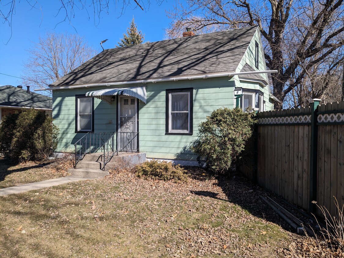 Foto del edificio - 504 12th St NE