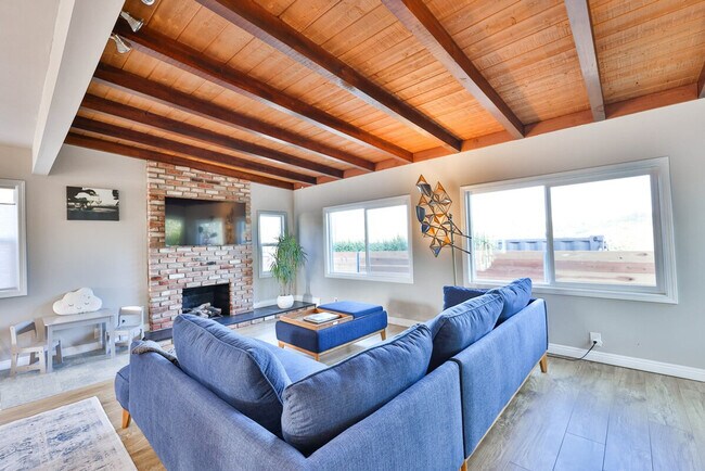 Foto del edificio - 6421 Carthage St