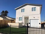 Foto principal - 143 E 105th St