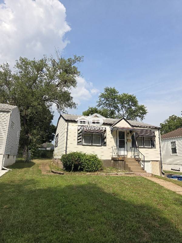 Building Photo - 7509 Calvin Ave