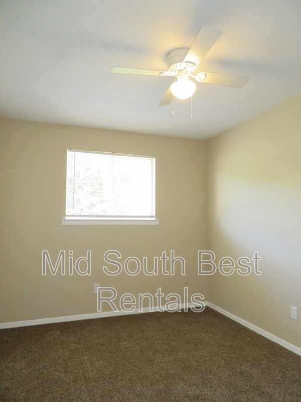 Building Photo - 4426 Medley Ln