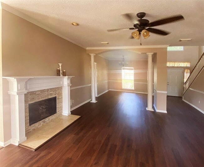 Building Photo - 14919 Forest Trails Dr