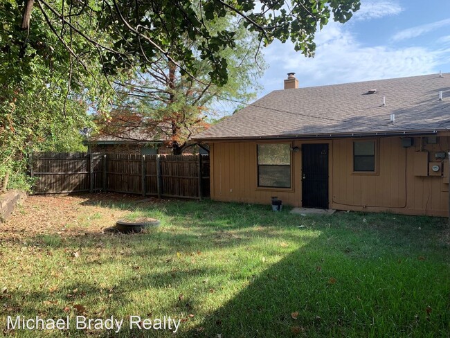 Building Photo - 2 br, 2 bath House - 6504 Oak Forest Court