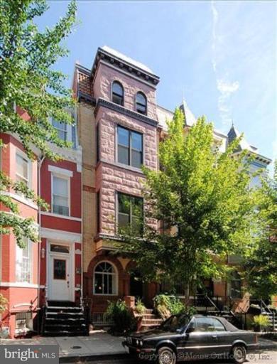 Building Photo - 1825 Swann St NW