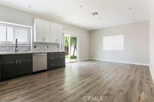 Foto del edificio - 10938 Nettleton St