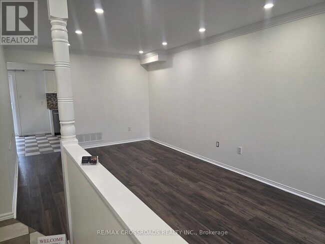 Photo du bâtiment - 25 Fry Crescent