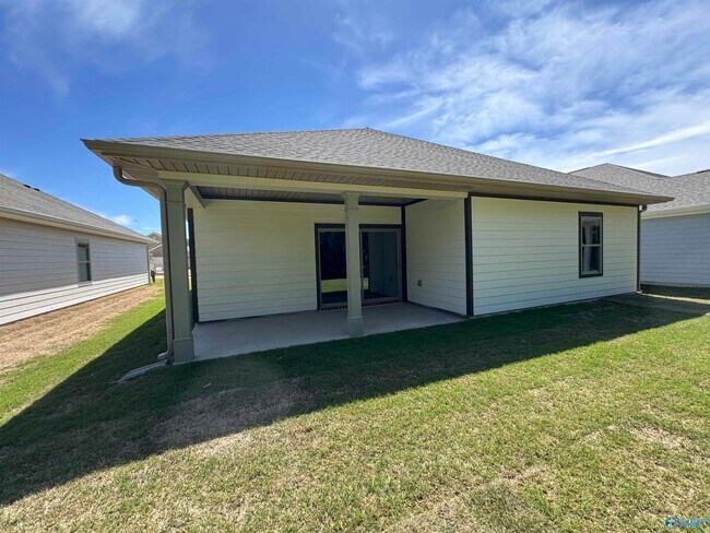 Foto del edificio - 15589 Ruthie Lynn Dr