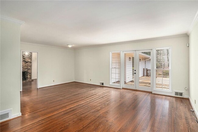 Building Photo - 4614 E Conway Dr NW