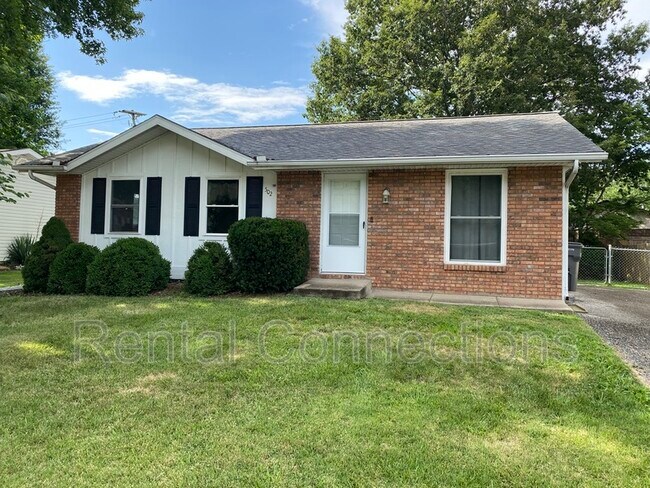 Foto del edificio - 502 Timothy Ln