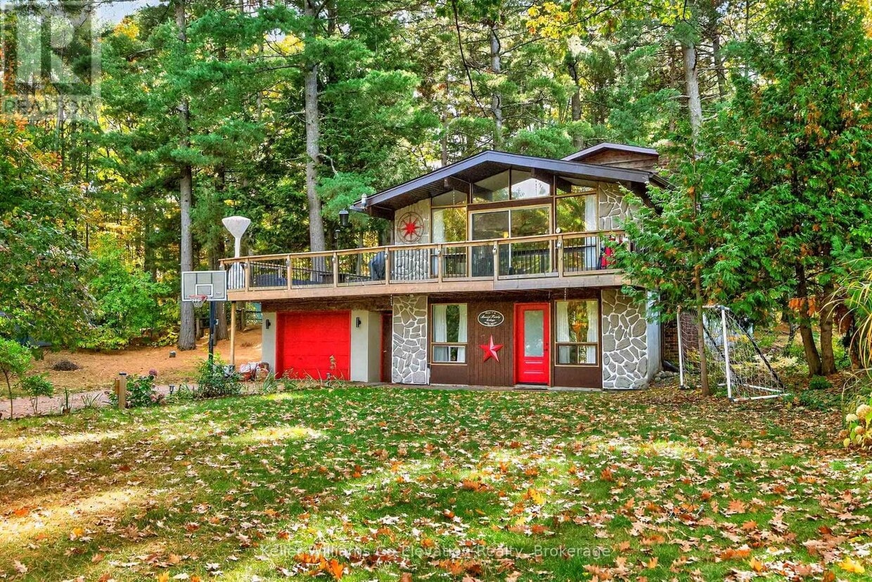 Photo principale - 1950 Champlain Rd