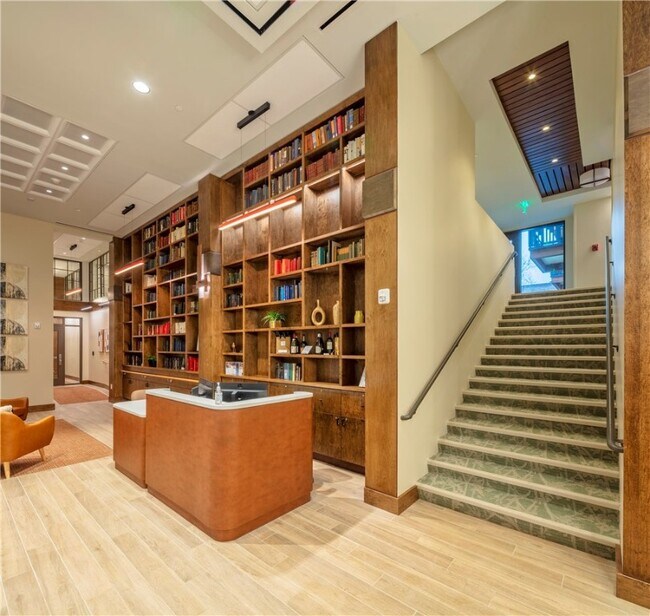 Foto del edificio - 105 W Court St