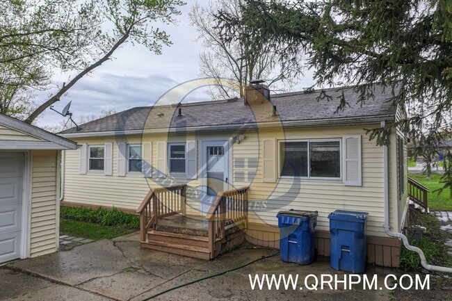 Foto del edificio - Available Now! Lake Fenton Schools!