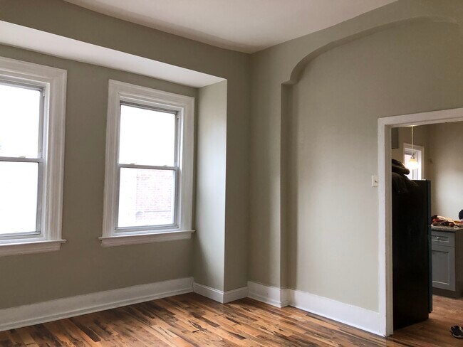 bedroom - 511 S 42nd St