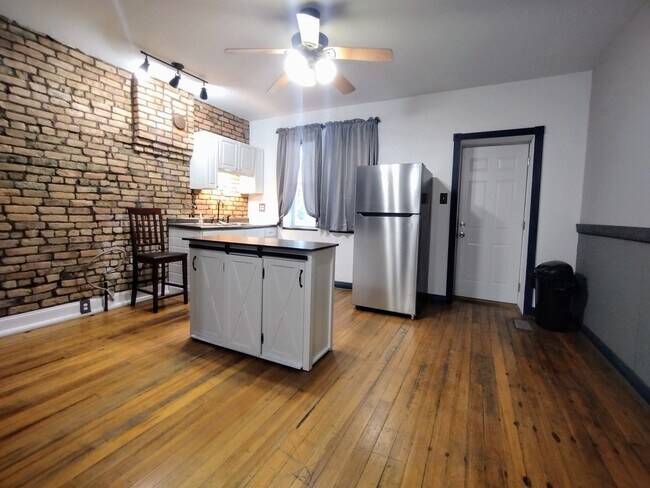 Foto del edificio - 11418 S St Lawrence Ave