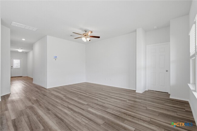 Building Photo - 1310 Prospector Trl
