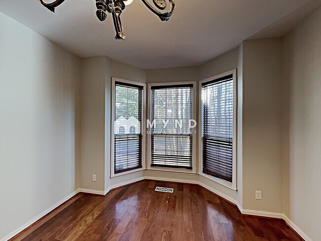 Building Photo - 1727 Big Mountain Cir