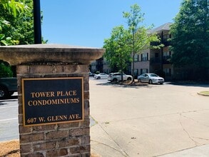 Building Photo - 607 W Glenn Ave