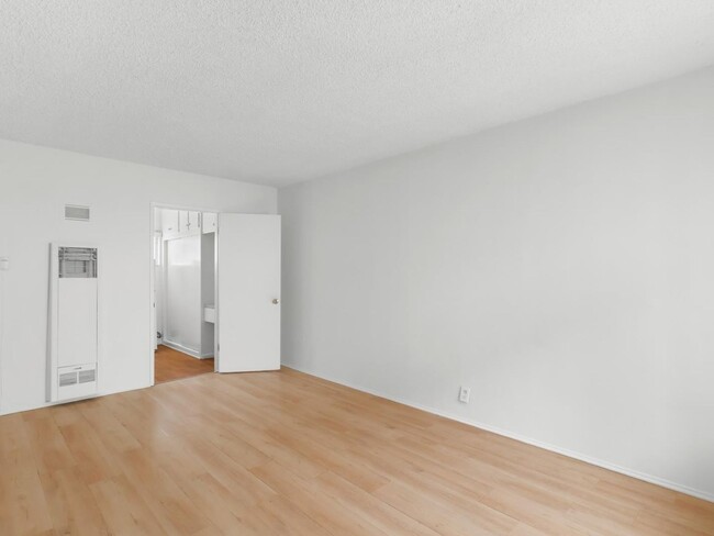 Interior Photo - 1641 Westgate Avenue,