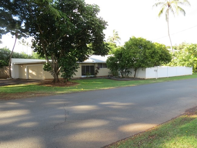 Building Photo - 715 Old Mokapu Rd