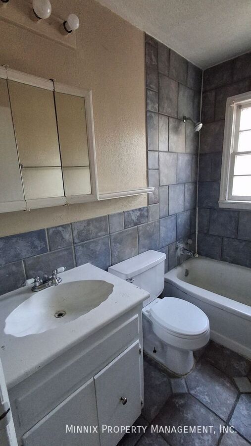 Foto del edificio - 4227 SW 2nd Ave