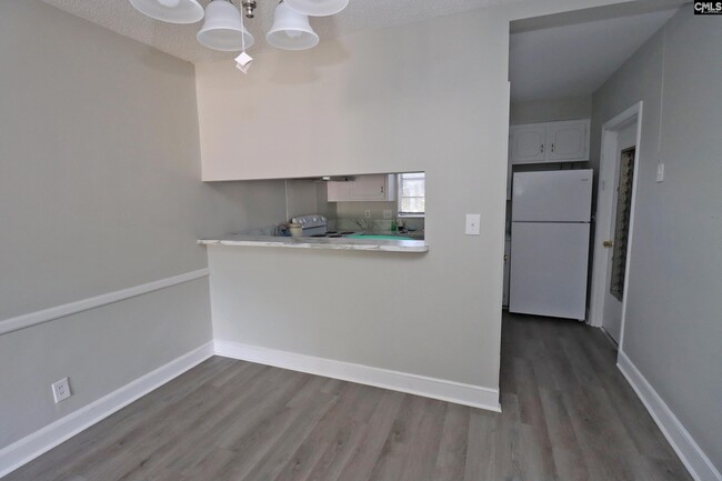 Foto del edificio - 5316 N Trenholm Rd