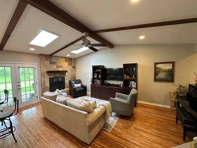 Building Photo - 104 Turley Dr