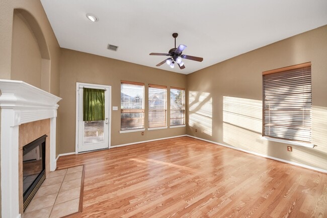 Building Photo - 21611 Shallow Glen Ln