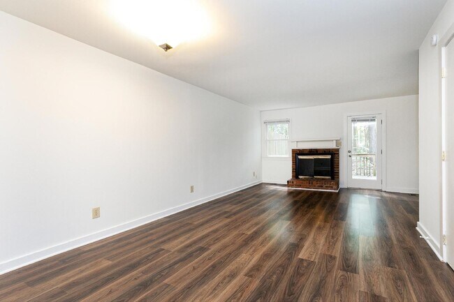 Building Photo - 5541 Kaplan, Unit B