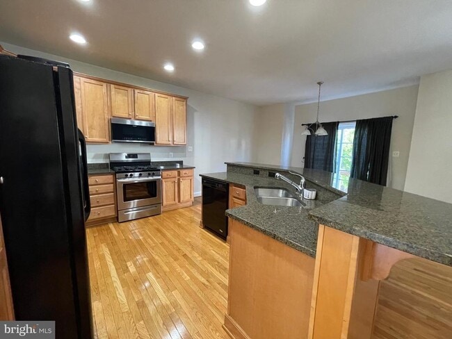 Building Photo - 43998 Fresia Ln