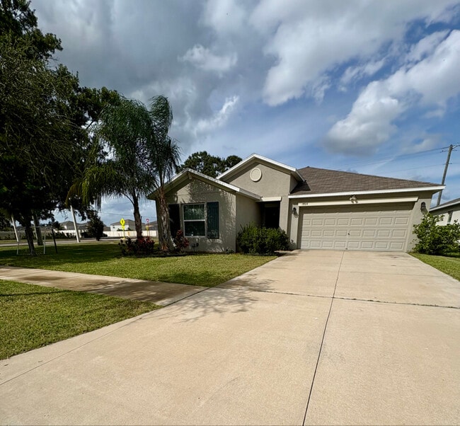 Building Photo - 1804 Broad Winged Hawk Dr Building Photo - 1804 Broad Winged Hawk Dr