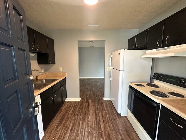 Foto del edificio - 1235 Buckingham Dr