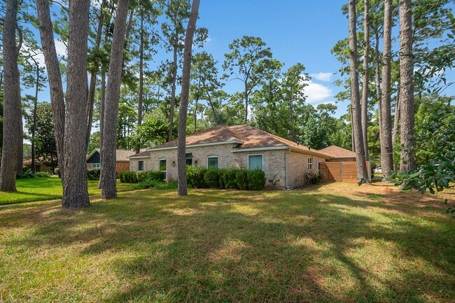 Building Photo - 6506 Glenn Lakes Dr
