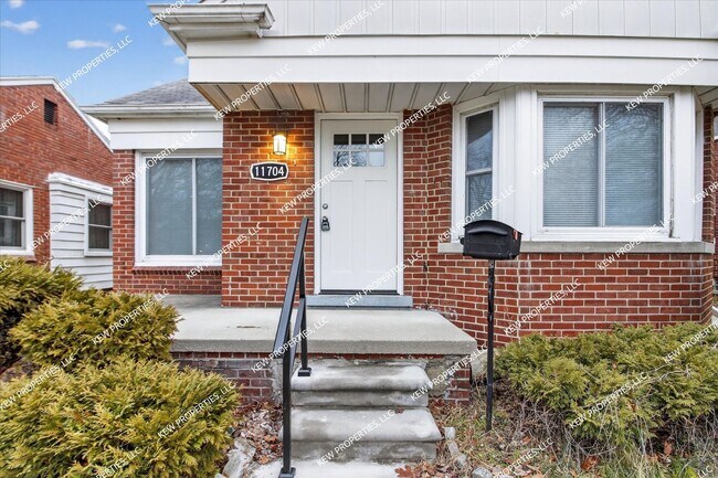 Building Photo - Lovely 3-Bedroom, 1.5-Bathroom Brick Bungalow for Rent in Redford Twp.!