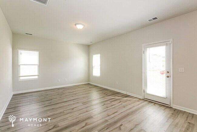 Foto del edificio - 144 Dorian Lp