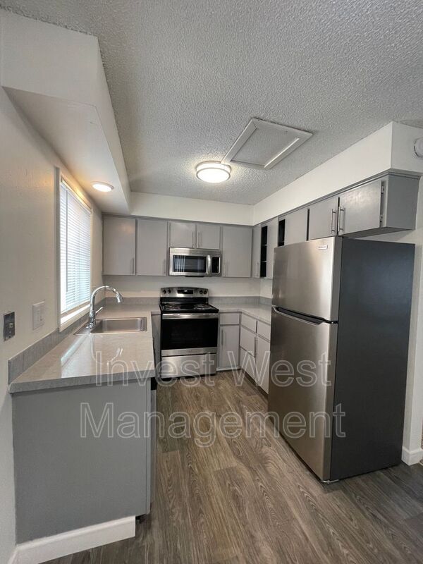 Foto del edificio - 1961-1933 33rd Ave
