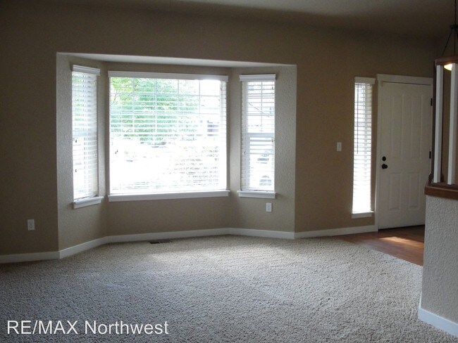 Building Photo - 5014 Madison Heights Ct SE