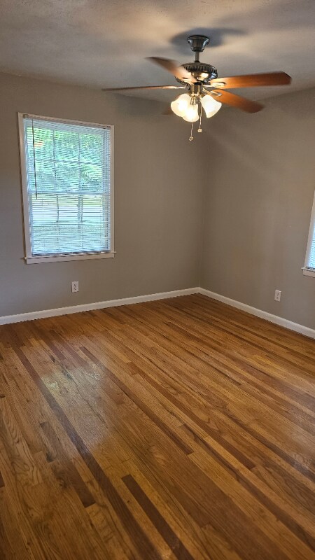 Building Photo - 1112 Caswell Dr