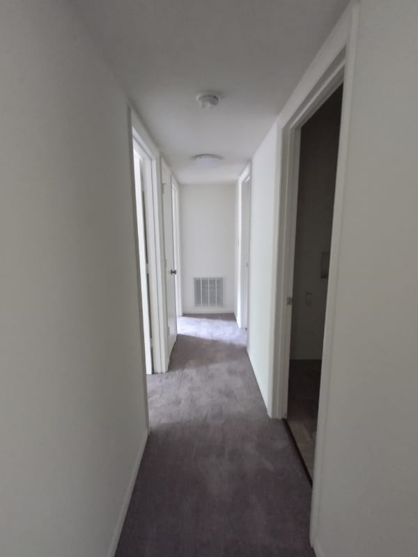 Foto del edificio - 600 Reusens Rd