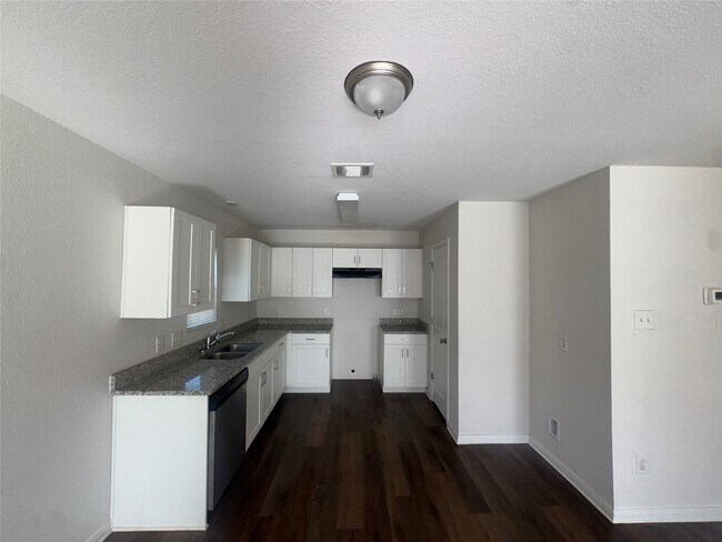 Foto del edificio - 15724 Del Norte Dr