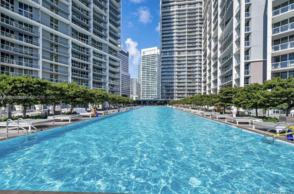 Foto principal - 495 Brickell Ave