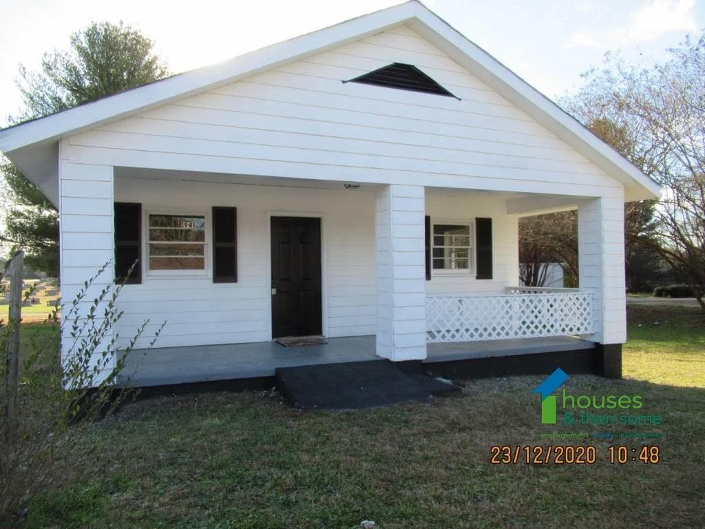 1941 Cannons Campground Rd, Spartanburg, SC 29307 House Rental in