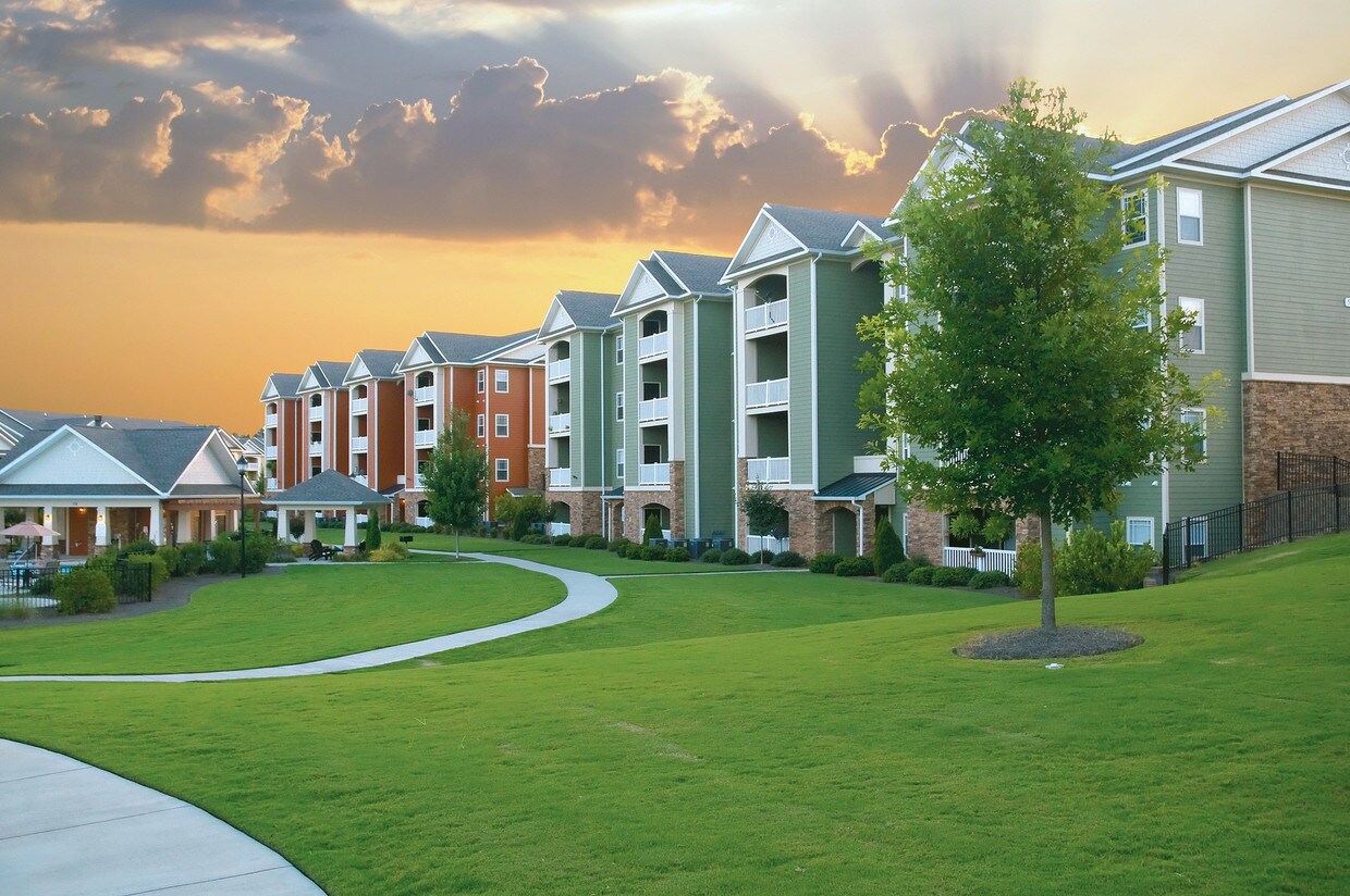 River Falls Apartments in Duncan, SC