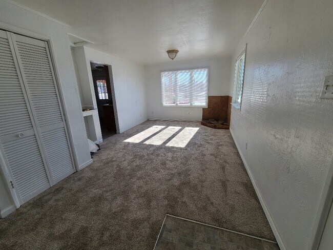 Building Photo - 201 Arp Ave
