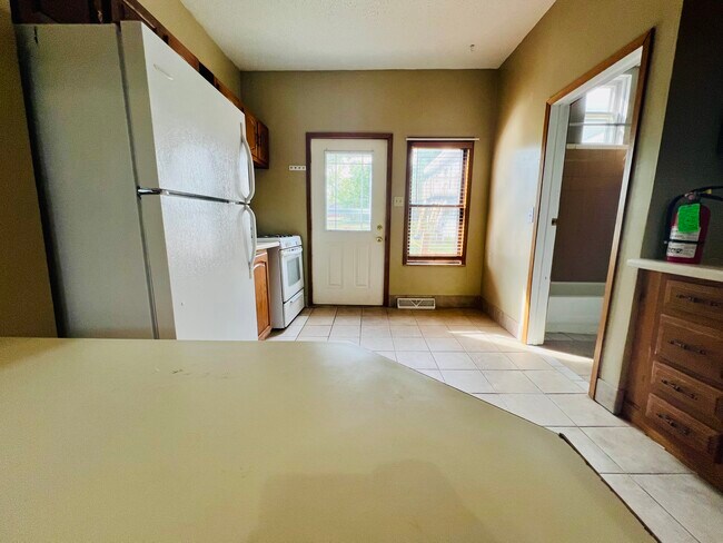 Entrada - 2222 Walnut St