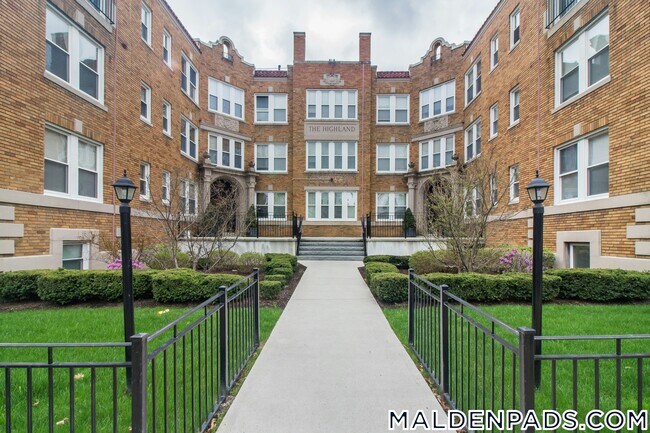 Foto del edificio - 475 Highland Ave